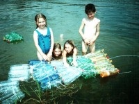 2001 letní kurz Vodní říše člun z PET lahví